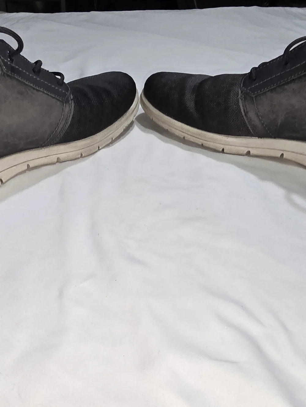 Timberland HoverLite A1OGA Men’s 9.5 Black Gray Chukka Shoes Lightweight